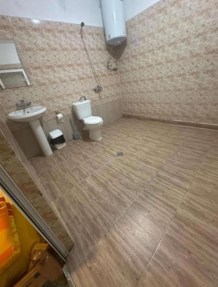 Хотел Елит Kostinbrod Zewnętrze zdjęcie